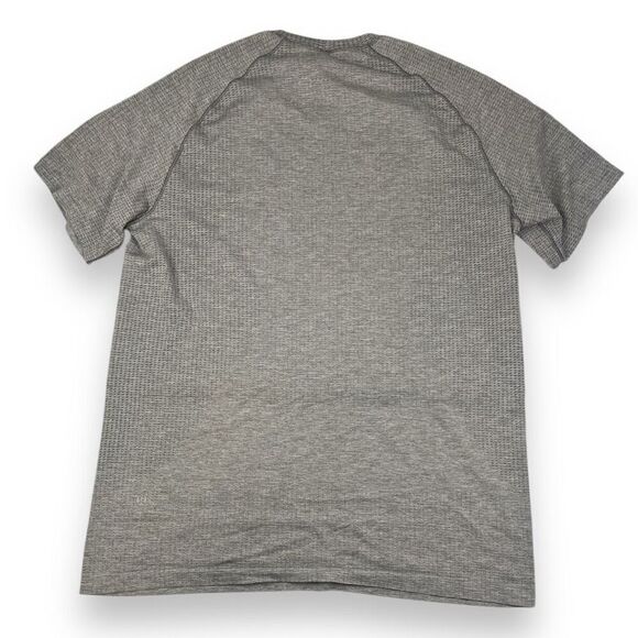 Lululemon Metal Vent Tech Athletic Short Sleeve Shirt Size Large - Picture 3 of 6